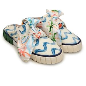 Farm Rio Sneaker mule with bows